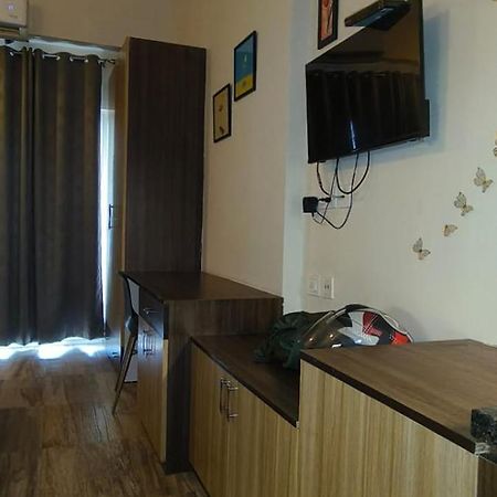 Chaudhary Homes Greater Noida Bagian luar foto